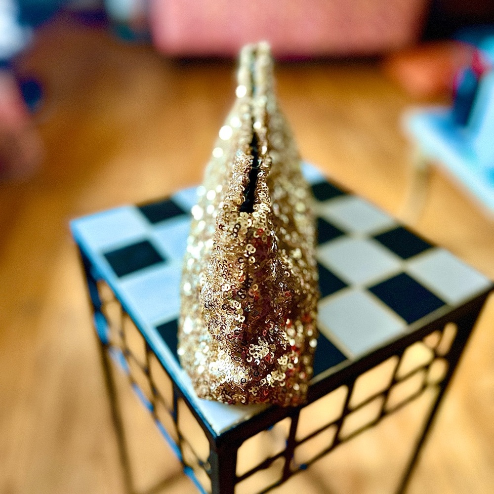 Victoria’s Secret Gold Sequin Clutch - Picture 5 of 16
